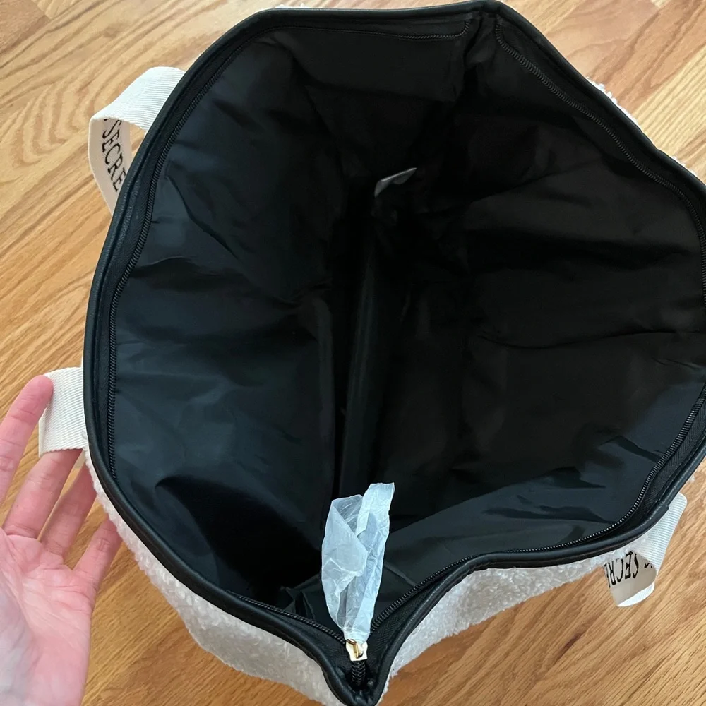 Victoria’s Secret tote bag
